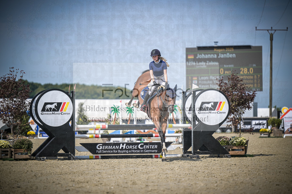 DOS_3408 | Entdecke hochwertige Reitturnierfotos von Foto Oger. Professionell, emotional und authentisch – jetzt Lieblingsmomente im Shop bestellen.Deutschlandweite Turnierfotografie. - Realisiert mit Pictrs.com