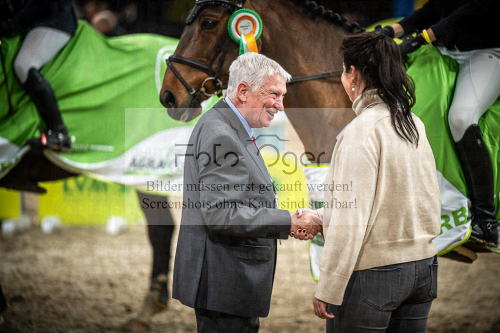 DOS_0054 | Entdecke hochwertige Reitturnierfotos von Foto Oger. Professionell, emotional und authentisch – jetzt Lieblingsmomente im Shop bestellen.Deutschlandweite Turnierfotografie. - Realisiert mit Pictrs.com