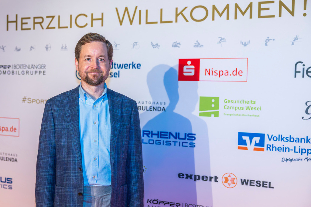 top-top.de 260306-274 | Foto, Video, Fotografie, Videografie, Fotobox, DJ, Discjockey, Musik, Musikbox, Veranstaltung, Photobooth, Amazon, Ebay, Buchtipp, Bestseller, Autor, Verlag, Buch, Wesel, Hamminkeln, NRW, Dinslaken, Rees, Drohne, Hochzeit, Party, Fotobox, Wesel, Fotograf