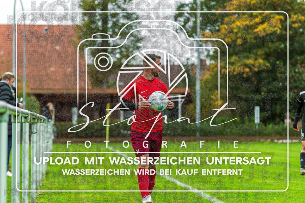 FSFSLEN-1015 | Herren 3. Kreisklasse HK Spiel zwischen FG Fulde-Stellichte 2 und Eintracht Leinetal 4 im Fulder Zentralstadion, Fulde (Simon Paul Stopat) - Realisiert mit Pictrs.com