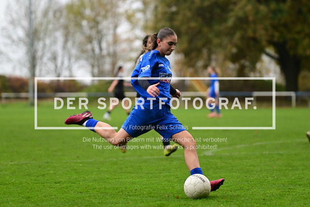 Fußball I Juniorinnen I Saison 2025-2026 I Niedersachsenpokal I Viertelfinale I JFV A-O-B-H-H - FC Rosengarten I 33181 | Der Sportfotograf. - Realisiert mit Pictrs.com