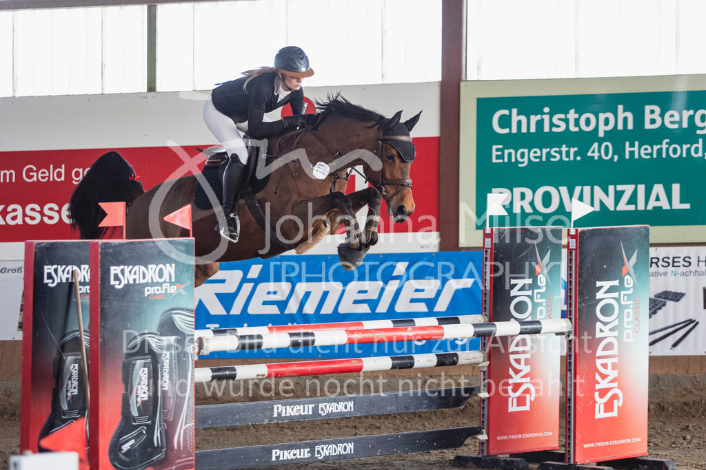 250322_HF-Schwarzenmoor_A2-Spr-124 | Deine schönsten Turniermomente als professionelle Fotos! Entdecke hochwertige Pferdesport-Fotografie im Online-Shop. Jetzt Fotos finden & bestellen!