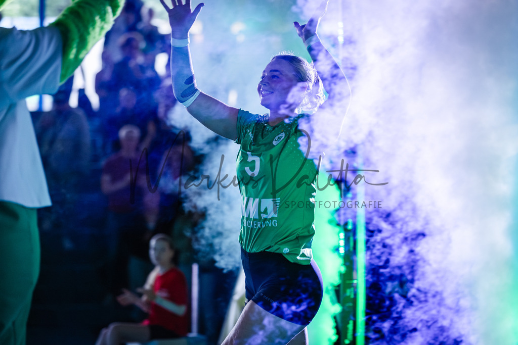 Volleyball, 1. Bundesliga Frauen, Hauptrunde, 1. Spieltag, Saison 2025/2026: USC Münster - SSC Palmberg Schwerin | 1. Bundesliga Frauen, Hauptrunde, 1. Spieltag, Saison 2025/2026, USC Münster empfängt SSC Palmberg Schwerin in der Sporthalle Berg Fidel in Münster. Foto: sportfotografie.ms | Markus Paletta - Realisiert mit Pictrs.com