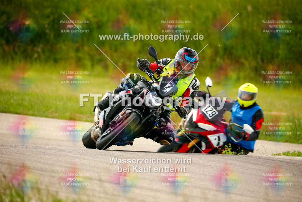 _MOT1314 | Hier findet Ihr Bilder von Touristenfahrten auf der Nürburgring Nordschleife oder von anderen Veranstaltungen die ich besucht habe. Viel Spass beim Durch Schauen 