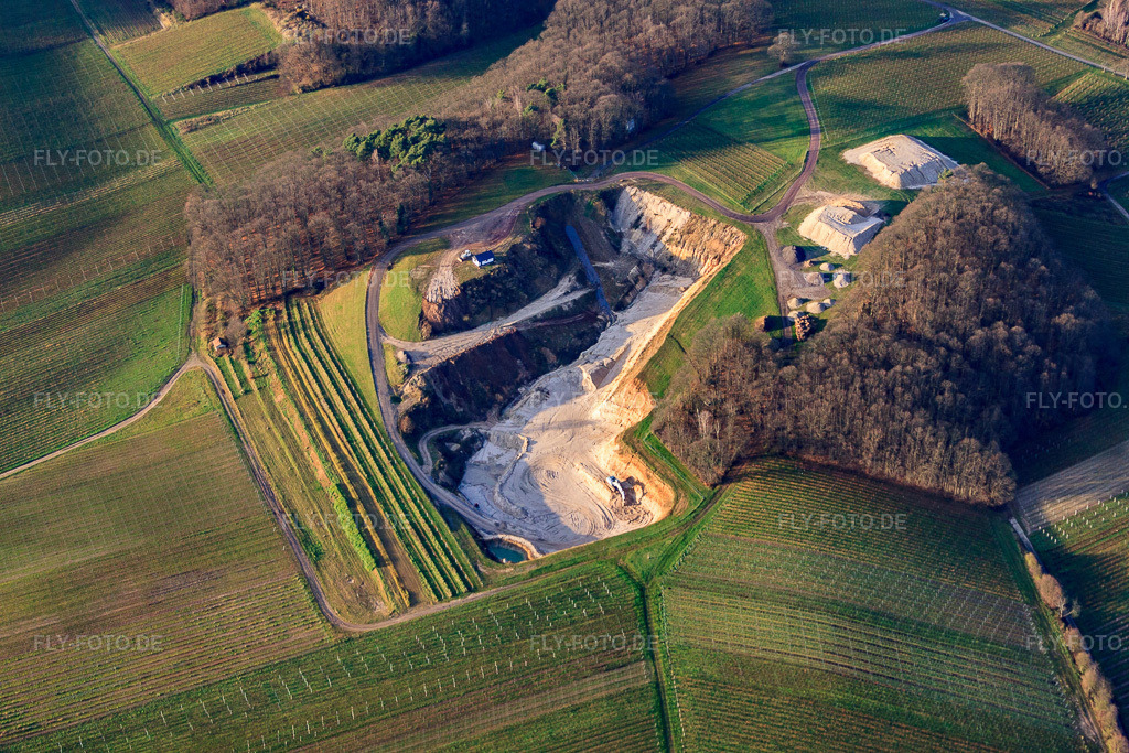 Luftbild: Deponie im Ortsteil Gleiszellen in Gleiszellen-Gleishorbach im Bundesland Rheinland-Pfalz in Deutschland. Foto: IMG_61376.jpg vom 15.12.2013 durch Werner Riehm/FLY-FOTO.de