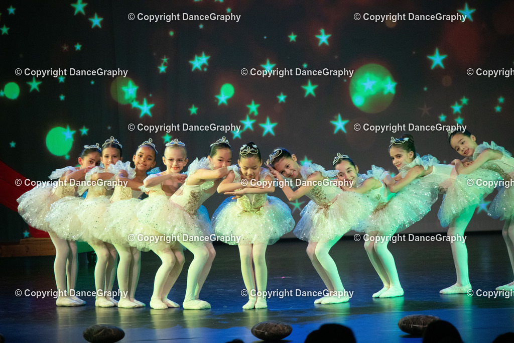 GPHY1886 | DanceGraphy - Realisiert mit Pictrs.com