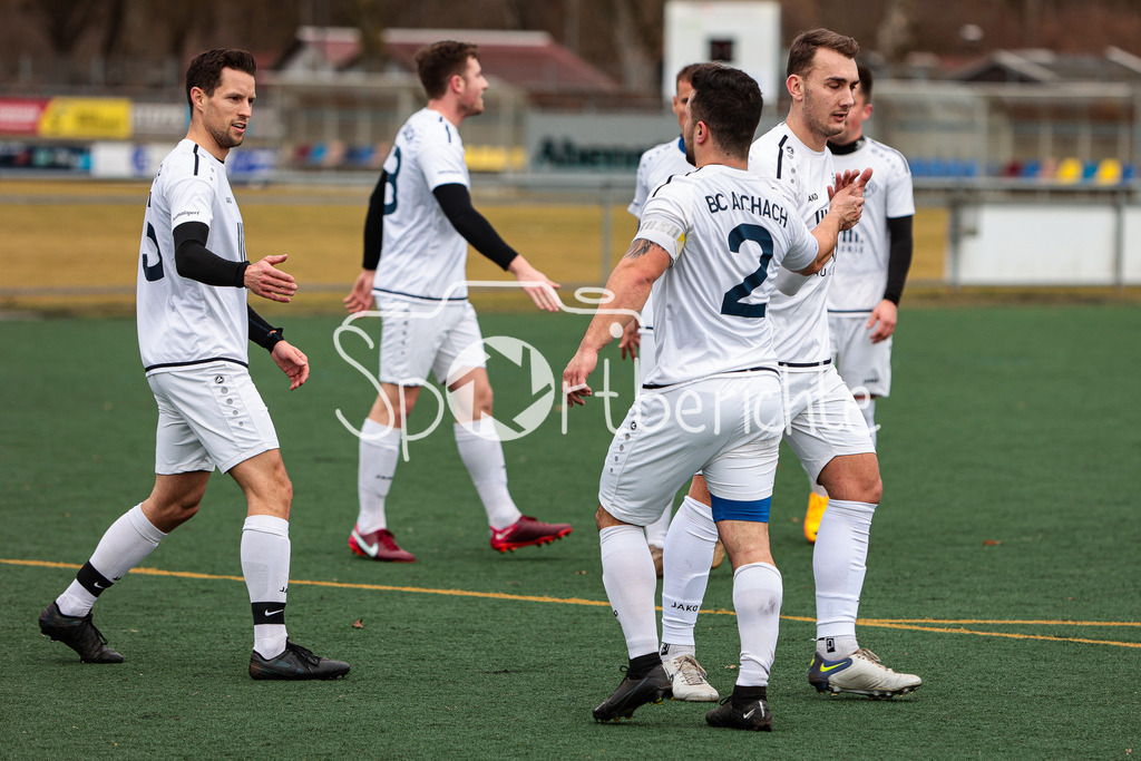 ASV Hiltenfingen - BC Aichach | Professionelle Sportfotos aus den Bereichen Fußball, Eishockey, Handball und vieles mehr. Ob Sieg oder Niederlage