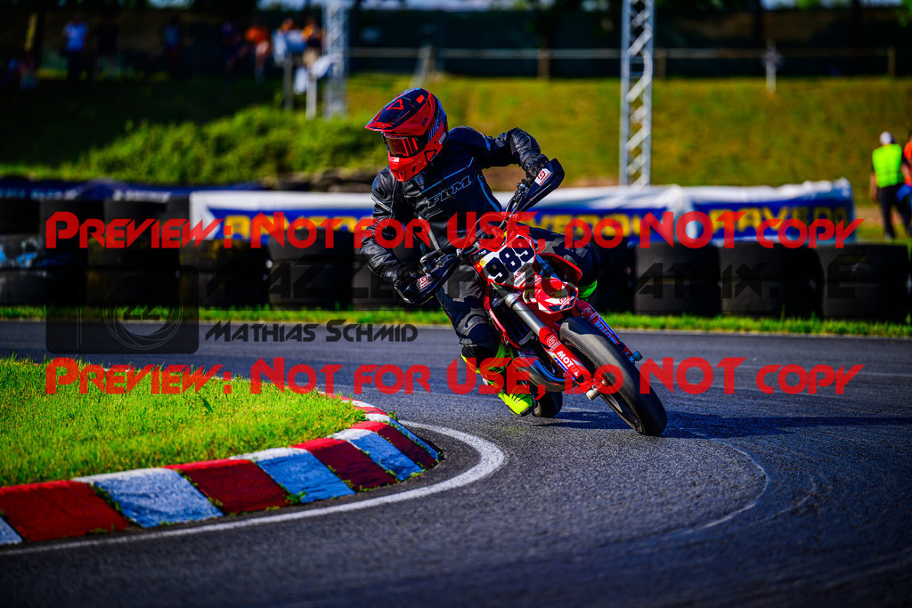 MaZZes_FotoMatrix_240511_6021986_8315 | ROOKIES
