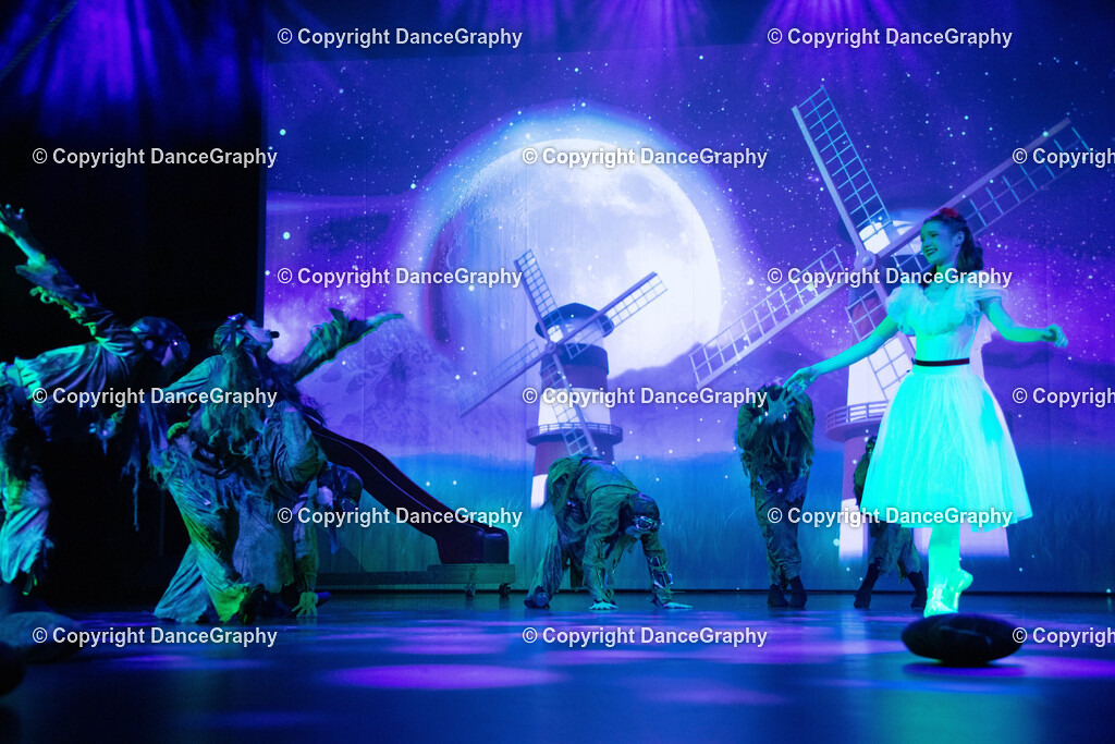 GPHY2907 | DanceGraphy - Realisiert mit Pictrs.com