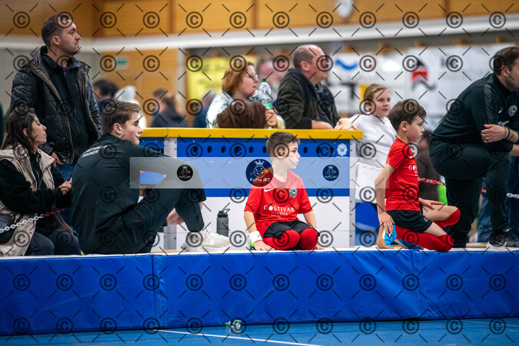 20231126_FCR_Hallenturnier_F2_009 | Sport und Naturfotografie von Roberto Esposito zeigt echte Momente Bewegung und die Schönheit der Natur. Ausdrucksstarke Bilder schaffen Emotionen.