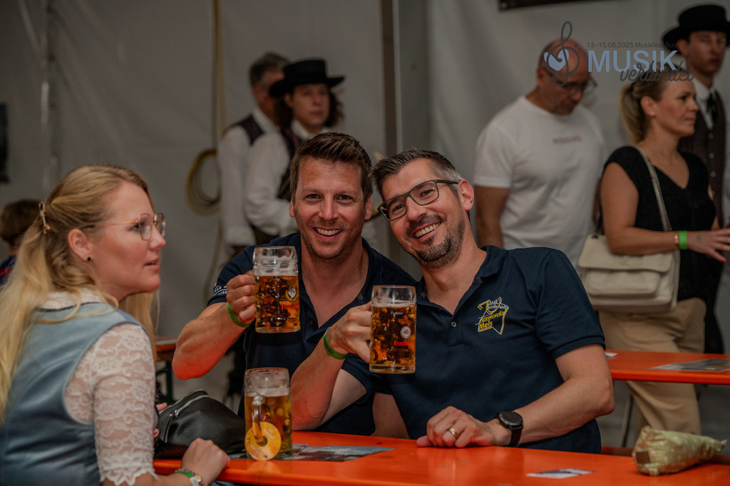 DSC_4053 | "Fussifoto.com – Ihr Ansprechpartner für hochwertige Fotografie! Entdecken Sie kreative Bilder und professionelle Dienstleistungen. Kontaktieren Sie uns für Ihre Projekte!"