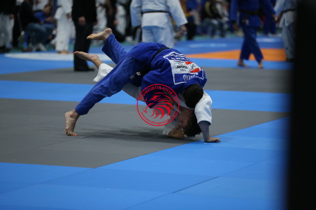 AT3Y2437 | Fotos vom Adler Cup - Pictures from Adler Cup

Hier findet Ihr alle Eindrücke und großen Momente der Adler Cup Wochenenden. Here you will find all impressions and great moments of the Adler Cup weekends. - Realisiert mit Pictrs.com