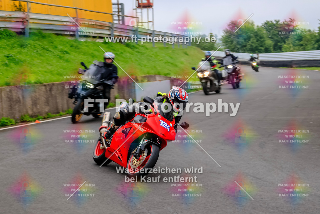 _TCM3000 | Hier findet Ihr Bilder von Touristenfahrten auf der Nürburgring Nordschleife oder von anderen Veranstaltungen die ich besucht habe. Viel Spass beim Durch Schauen 