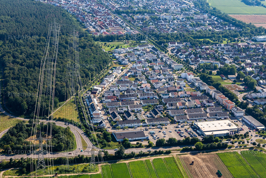 Luftbild: Brüsseler Ring im Ortsteil Leopoldshafen in Eggenstein-Leopoldshafen im Bundesland Baden-Württemberg in Deutschland. Foto: IMG_128303.jpg vom 12.08.2021 durch Werner Riehm/FLY-FOTO.de