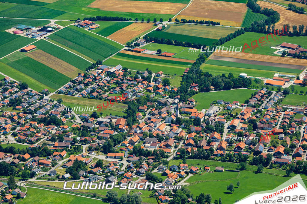 Aktuelles Luftbild von  Wielenbach - Die Luftaufnahme wurde 2022 mittels UL-Flugzeug erstellt ( keine Drohne ) - hochauflösende Kamera-Systeme von  Canon -Beste Qualität - Für grossformatige Ausdrucke geeignet. Die Geschenkidee !