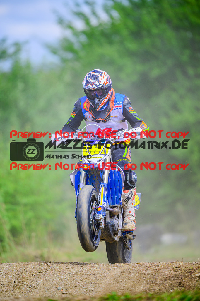 MaZZes_FotoMatrix_240713_6007705_0451 | S2