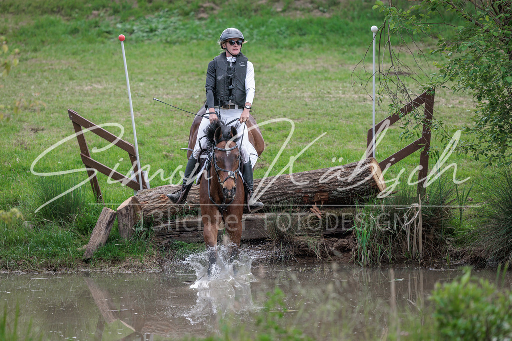 20260523-_3LI9674 | Tierfotografie Pferde, Hunde, Katzen, Haustiere.
Turnierfotografie Reitturniere, Reiten, Springreiten, Dressur in Hanau, dem Main-Kinzig-Kreis und dem Rhein-Main- Gebiet um Frankfurt