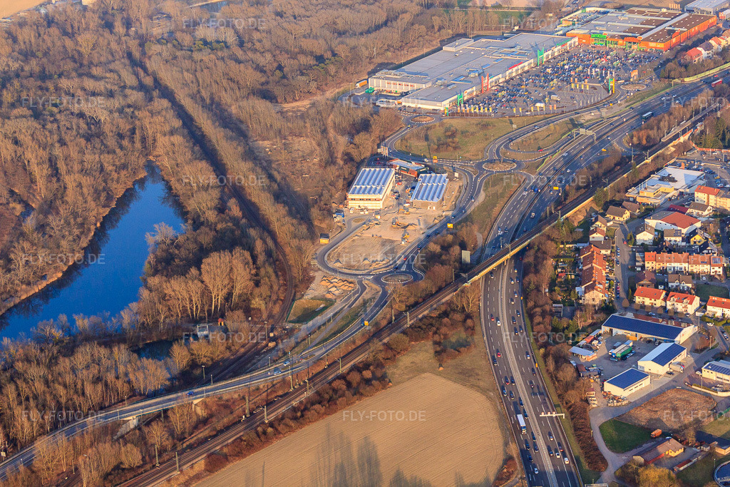 Luftbild: Maximiliancenter II mit Baustelle für dm und Sport Fink im Ortsteil Maximiliansau in Wörth im Bundesland Rheinland-Pfalz in Deutschland. Foto: IMG_48972.jpg vom 16.03.2012 durch Werner Riehm/FLY-FOTO.de