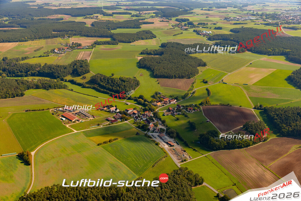 Luftaufnahme  Mettelaurach  Markt Erlbach Das Luftbild wurde 2025 vom UL-Flugzeug heraus erstellt ( keine Drohne ) - Hochauflösende Luftaufnahme -Nicht vergleichbar mit Google Maps oder Satelittenbilder- Die Geschenkidee !Mit Lizenz und Bildrechte bestellbar