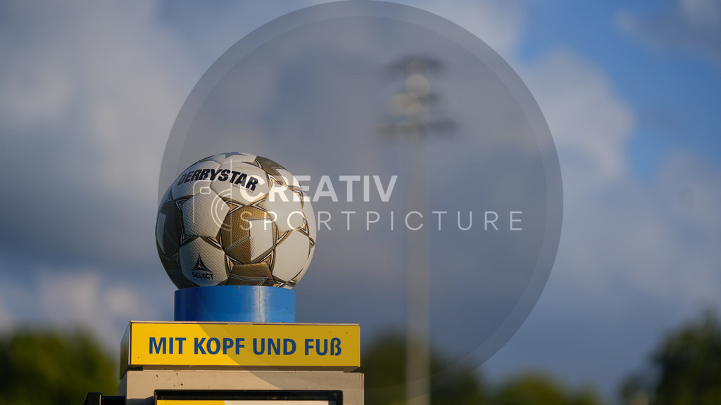 Fußball, Herren, Saison 2025/2026, Regionalliga Nordost, 6. Spieltag, FSV 63 Luckenwalde vs. VSG Altglienicke, Freitag 28.08.2025, Werner-Seelenbinder-Stadion Luckenwalde | Fußball, Herren, Saison 2025/2026, Regionalliga Nordost, 6. Spieltag, FSV 63 Luckenwalde vs. VSG Altglienicke, Freitag 28.08.2025, Werner-Seelenbinder-Stadion Luckenwalde, Im Bild: - Realisiert mit Pictrs.com