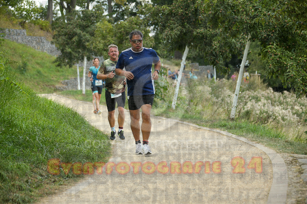 250824_1357_EX1_4430 | Sportfotografie im Rhein-Sieg Kreis, Köln, Bonn, NRW, Rheinland Pfalz, Hessen, etc. Unser Tätigkeitsfeld umfasst den Laufsport vom Volkslauf über den Marathon, Duathlon, Triathon bis zum Ultralauf wie Kölnpfad Ultra oder Schindertrail.