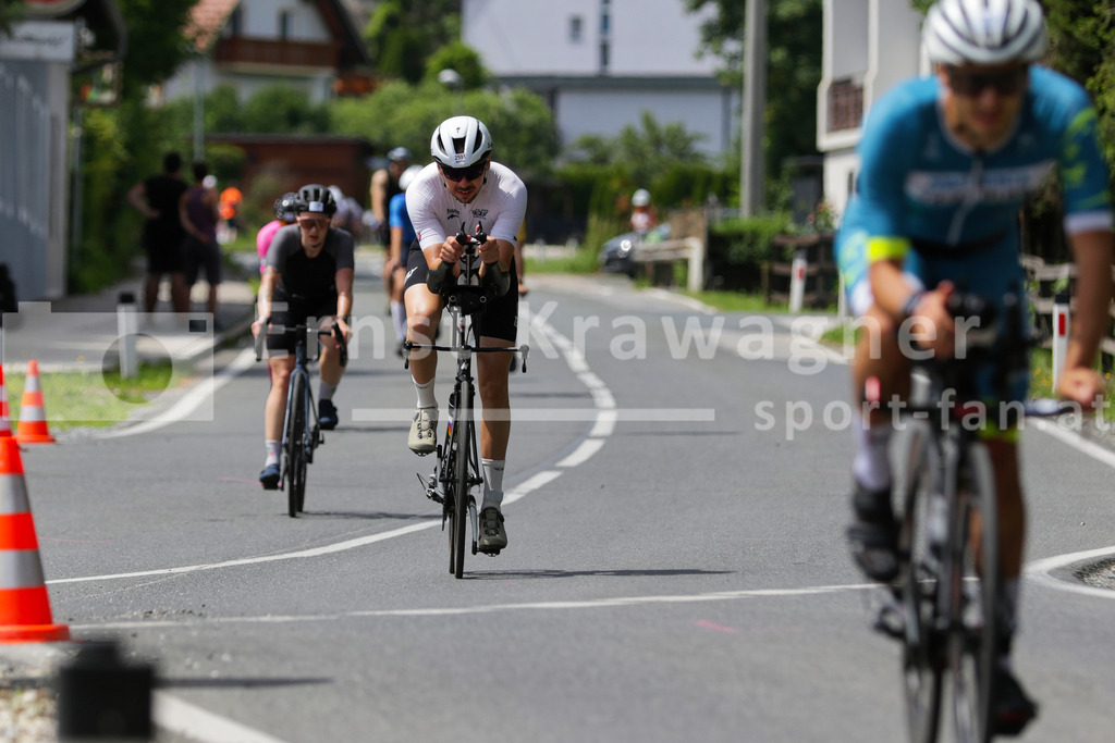 Klagenfurt 2026 | Matus Uhrin (SVK) Ironman, Klagenfurt 2026,  Lambichl, Klagenfurt , Austria. Photo: Ernst Krawagner - Realisiert mit Pictrs.com
