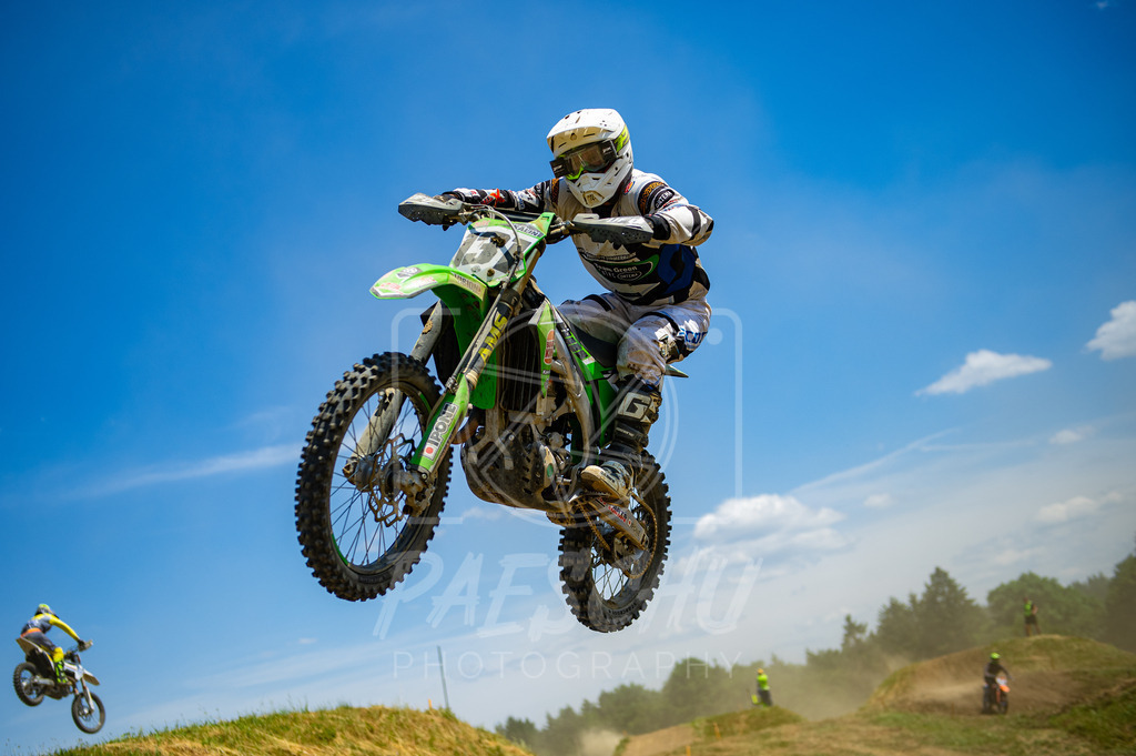 SE (83) | Paeschuphoto Shop - Wer nicht sucht der auch nicht findet.Ob Motocrossbilder oder von einem besuchtem Spiel, Hauptsache Action. - Realisiert mit Pictrs.com