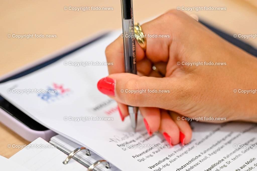 Pressekonferenz ADX Energy_ 07.09.2023-32 | 07.09.2023, Presseclub Linz, AUT, Pressekonferenz ADX Energy, Stimmungslage zur Gasexploration in Molln, im Bild Medienvertreter