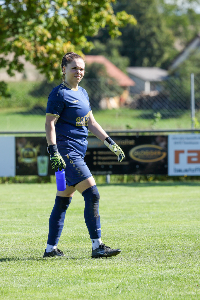 Fußball I FRAUEN I Saison 2025-2026 I Freundschaftsspiel I FC Loppenhausen - 1FC Heidenheim 1846 II I_250831_8178 | Fotopresso – Sportfotografie in Heidenheim & Umgebung. Professionelle Sportfotografie für unvergessliche Momente. Dynamische Action-Shots, emotionale Szenen & hochwertige Bilder. - Realisiert mit Pictrs.com