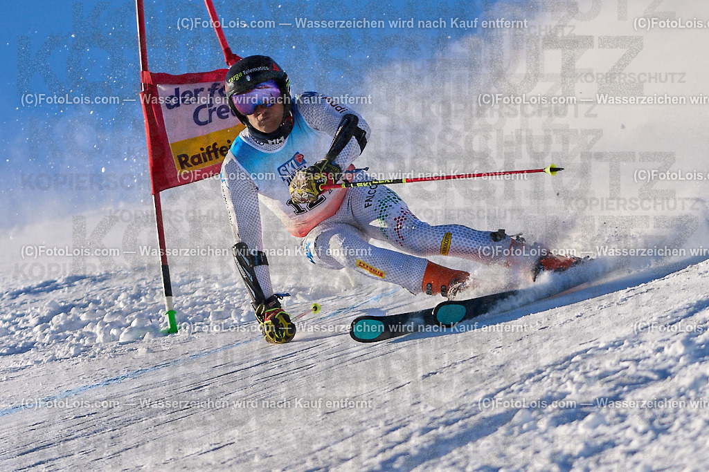 ALP4967_MASTERS-Cup_GS-A Herrn_Verri Tommaso Bruno Vittorio | (C)FotoLois.com, Alois Spandl. FIS Masters-Cup Wildschönau, Giant Slalom auf der Piste Schatzberg GS, Siegerehrung auf dem Dorfplatz Niederau, Sa 13. Januar 2024.