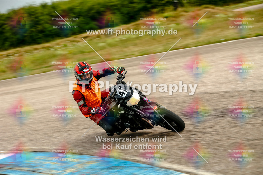 Chambley Juli-1439 | Hier findet Ihr Bilder von Touristenfahrten auf der Nürburgring Nordschleife oder von anderen Veranstaltungen die ich besucht habe. Viel Spass beim Durch Schauen 