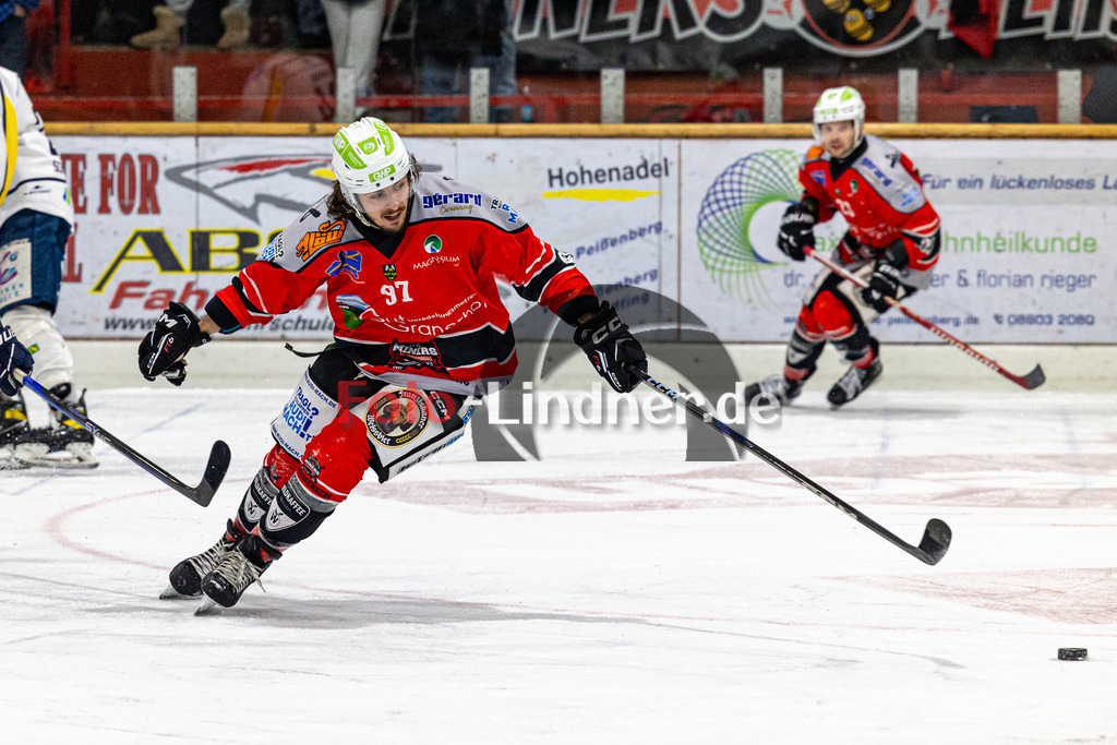 TSV Peißenberg Miners vs ERV Schweinfurt | Eishockey Bayernliga 2023/2024, TSV Peißenberg Miners vs ERV Schweinfurt, 20240114,
Lynnden PASTACHAK (Miners 97) in Aktion,
2024-01-14 in Peißenberg (Eisstadion)
97 Lynnden PASTACHAK (Miners 97)
Copyright: WolfgangxLindner foto-lindner.de