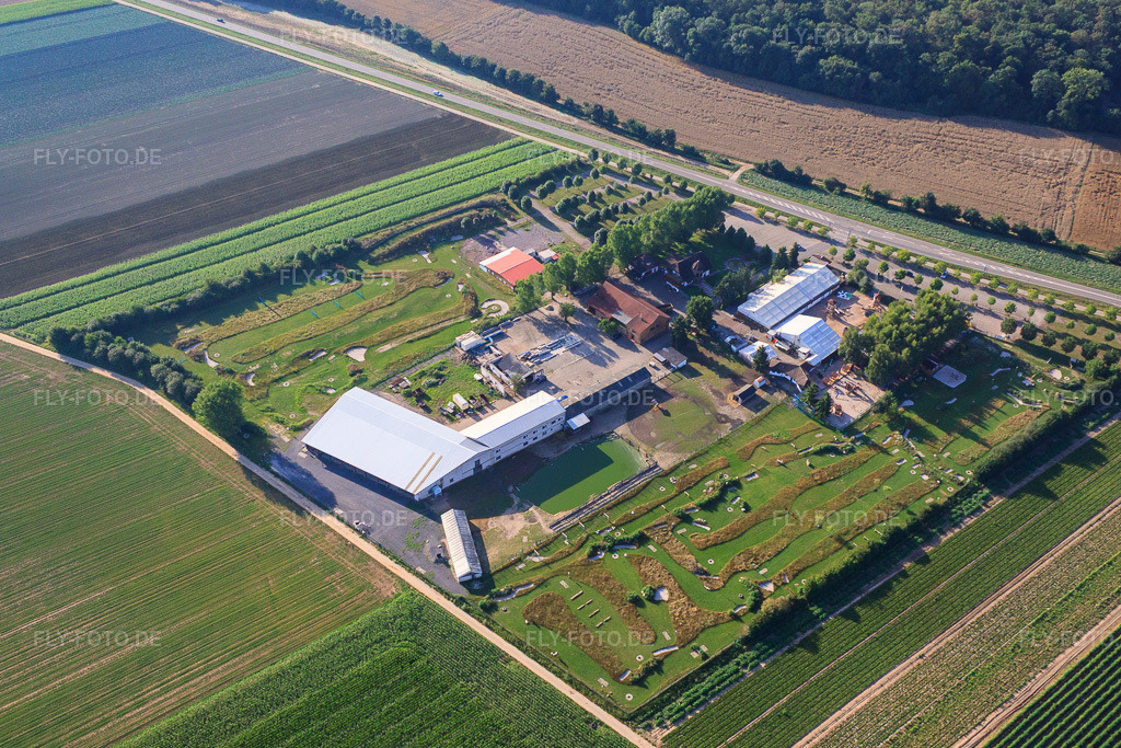 Luftbild: Fussballgolfpark Südpfalz auf dem Adamshof Kandel in Kandel im Bundesland Rheinland-Pfalz in Deutschland. Foto: IMG_70318.jpg vom 19.07.2014 durch Werner Riehm/FLY-FOTO.deWWW.FUSSBALLGOLFPARK-SUEDPFALZ.DE