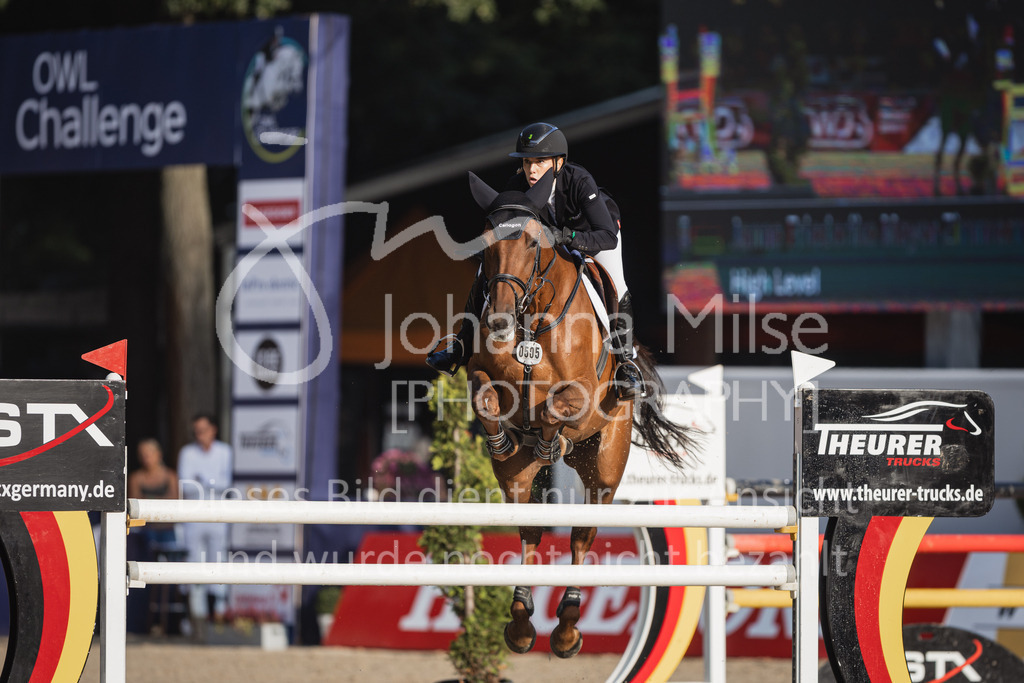 230910_OWLCh_Youngster8y-809 | Deine schönsten Turniermomente als professionelle Fotos! Entdecke hochwertige Pferdesport-Fotografie im Online-Shop. Jetzt Fotos finden & bestellen!