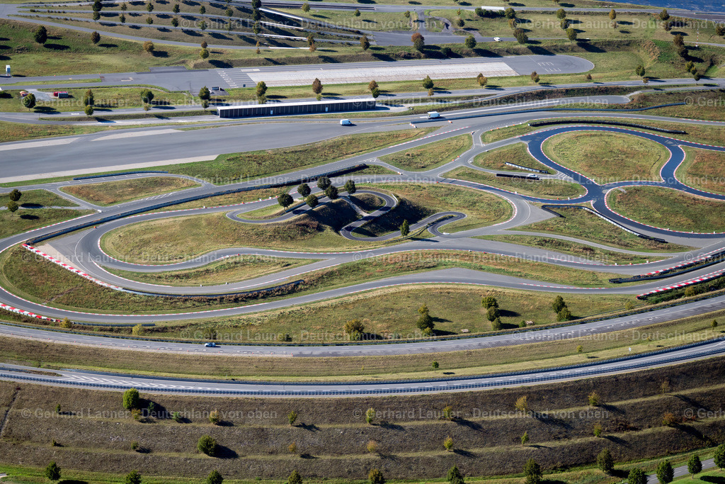 3903161 | Mercedes Teststrecke, Boxberg