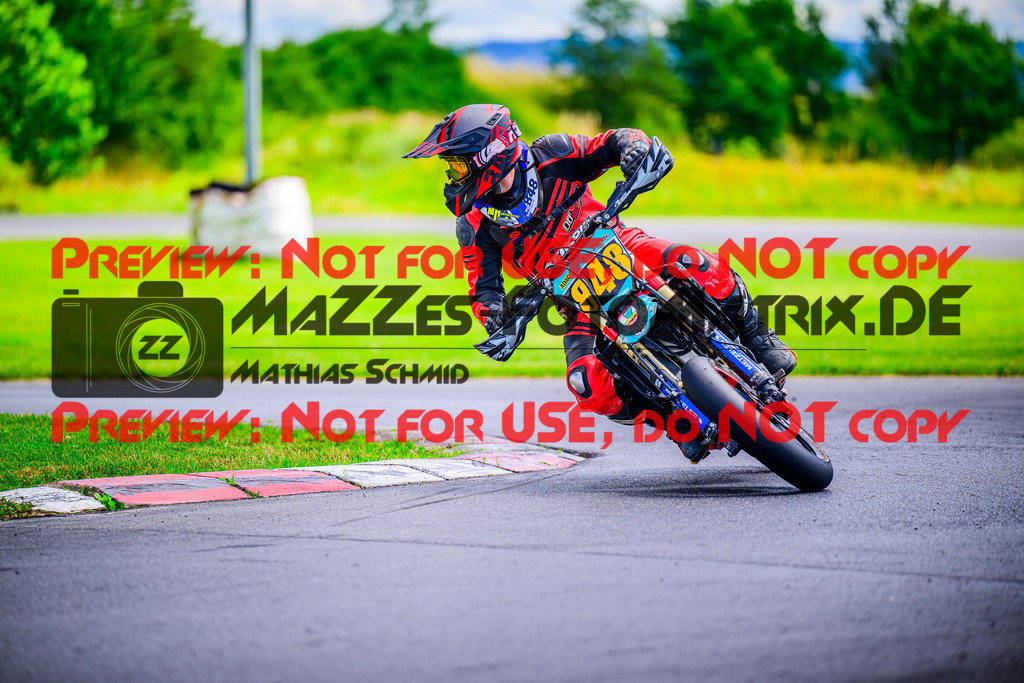 MaZZes_FotoMatrix_240713_6021986_7789 | S2