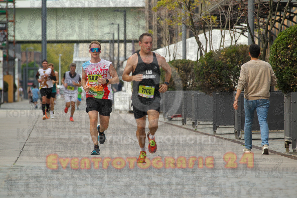 250920_1515_EV4_8316 | Sportfotografie im Rhein-Sieg Kreis, Köln, Bonn, NRW, Rheinland Pfalz, Hessen, etc. Unser Tätigkeitsfeld umfasst den Laufsport vom Volkslauf über den Marathon, Duathlon, Triathon bis zum Ultralauf wie Kölnpfad Ultra oder Schindertrail.