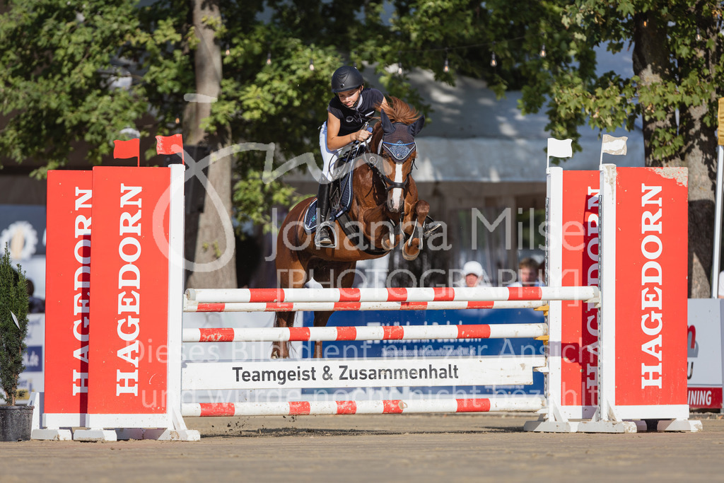 220825_Delbrueck_PonyTrophy-133 | Deine schönsten Turniermomente als professionelle Fotos! Entdecke hochwertige Pferdesport-Fotografie im Online-Shop. Jetzt Fotos finden & bestellen!