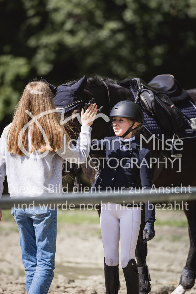 230826_Delbrueck_Stil-E-717 | Deine schönsten Turniermomente als professionelle Fotos! Entdecke hochwertige Pferdesport-Fotografie im Online-Shop. Jetzt Fotos finden & bestellen!