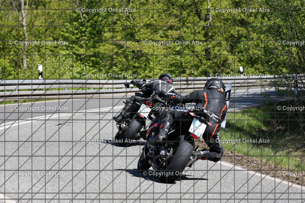 IMG_9754 | Fotograf am Kyffhäuser. Onkel Atze. Kyffhäuser Rennstrecke. Café36. Motorsportfotografie. - Realisiert mit Pictrs.com