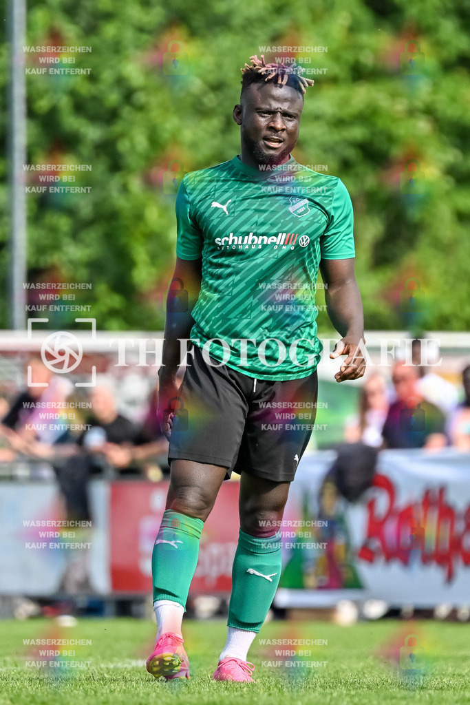 GER, FC Zell - FC Wittlingen, Fussball, Rothaus Bezirkpokal, Finale, Saison 2024/2025, 29.05.2025 | Youssouf ToureGER, FC Zell - FC Wittlingen, Fussball, Rothaus Bezirkpokal, Finale, Saison 2024/2025, 29.05.2025Foto: TH Fotografie/Thomas Hess