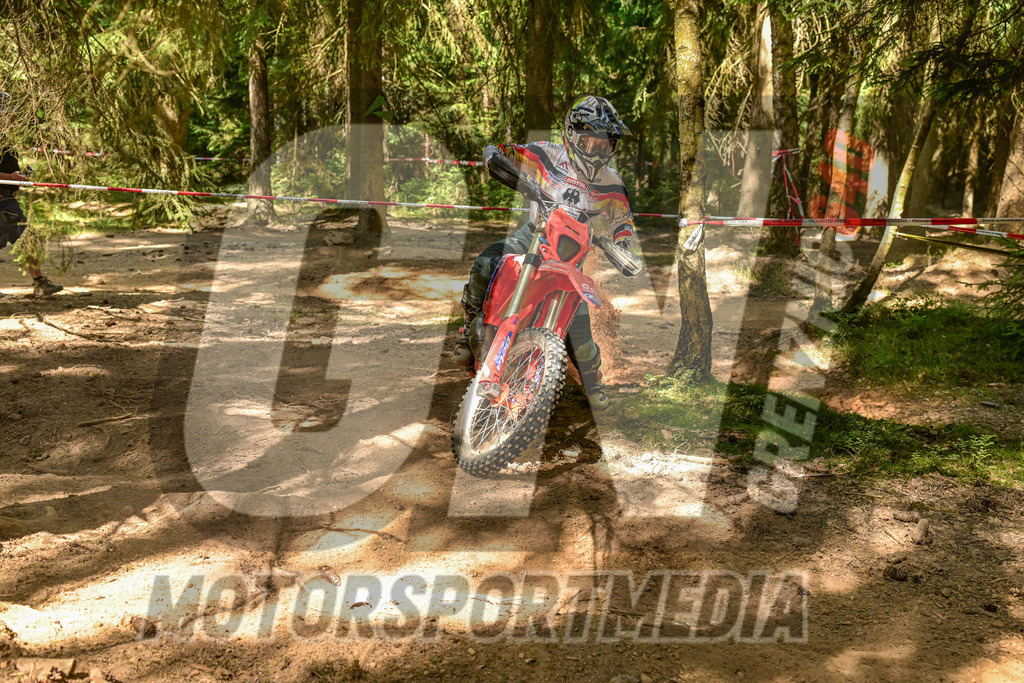 NZ8_1761 | grenznic640