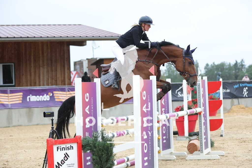 0P6A7330 | Willkommen bei Brunnmayr - Design & Fotografie – Ihrem Spezialisten für Reitturniere und Pferdeveranstaltungen in Oberösterreich, Salzburg und Bayern! Seit über 17 Jahren sind wir leidenschaftlich dabei.
