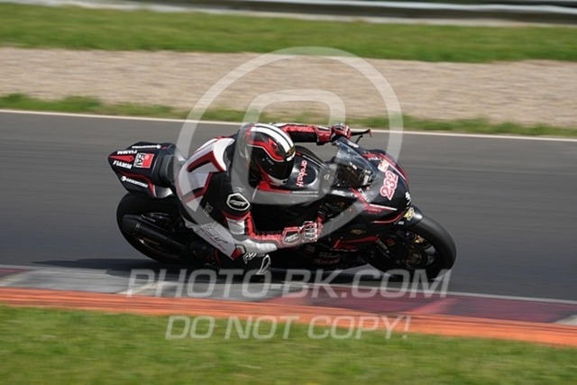 2024_05_25_PBK_23561 | Sportfotografie; SlowMotion; Video; Rennstrecke; Hafeneger; Speer; Racing; RSE; BMW; CBO; Trackday; Motorsportarena; Hockenheimring; Brno; Most; Barcelona; Valencia