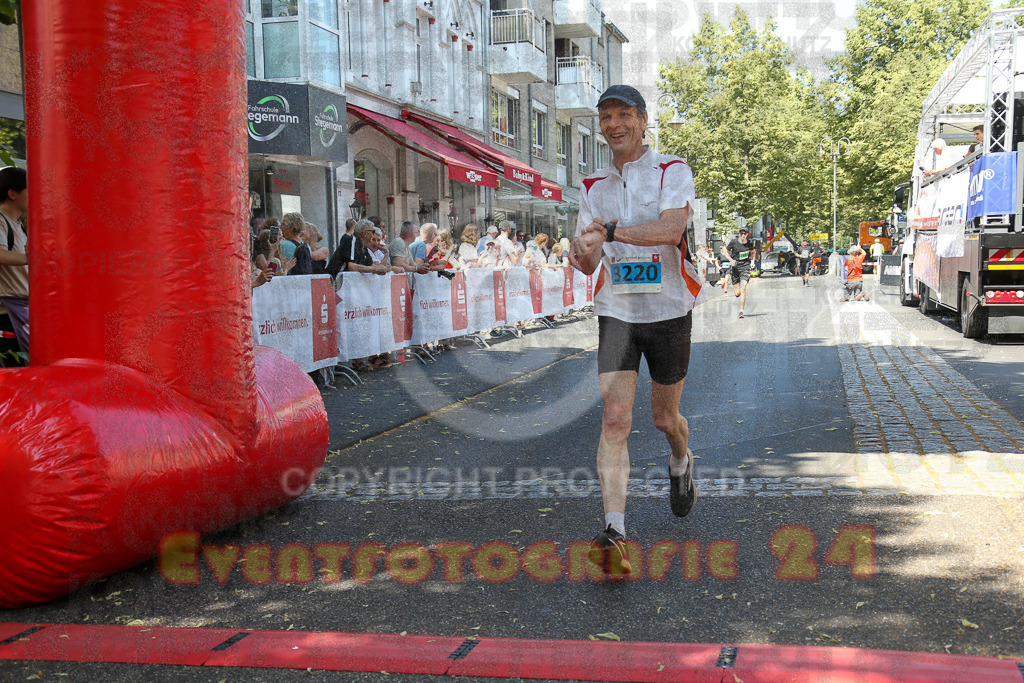 250621_1153_EX1_4277 | Sportfotografie im Rhein-Sieg Kreis, Köln, Bonn, NRW, Rheinland Pfalz, Hessen, etc. Unser Tätigkeitsfeld umfasst den Laufsport vom Volkslauf über den Marathon, Duathlon, Triathon bis zum Ultralauf wie Kölnpfad Ultra oder Schindertrail.