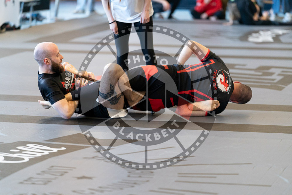 20250329PBB1963 | Fighters compete during the International Luta Livre (ILLCS) Germany IX Spring 2025 Competition spring on March 29, 2025 in Hannover, Germany.© Chiara Dazi