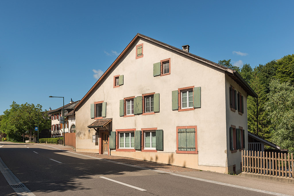 Hauptstrasse 108 | in Bubendorf, Baselland, Schweiz. - Realisiert mit Pictrs.com