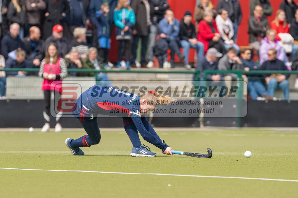 HK_20230416_106986 | 1. Bundesliga Damen Düsseldorfer HC - Rot-Weiss Köln am 16.4.2023 DHC Düsseldorf, Düsseldorf , Annika Sprink ( Düsseldorfer HC #3 )