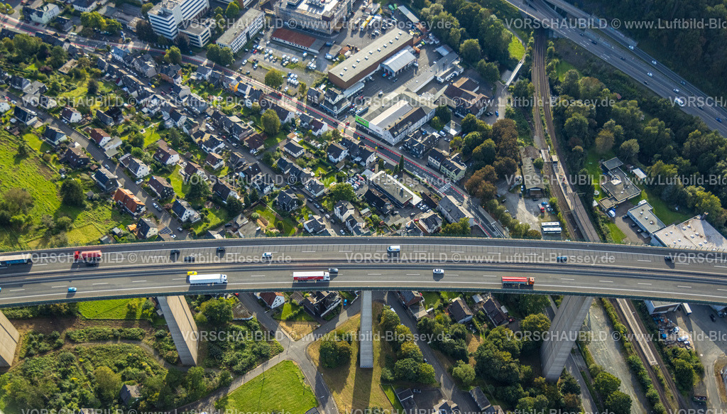 Siegen230912899 | Luftbild, Autobahnbrücke Siegtalbrücke der Autobahn A45 Sauerlandlinie, geplanter Ersatzneubau 2027, Blick auf Siegen, Niederschelden, Siegen, Sauerland, Nordrhein-Westfalen, Deutschland