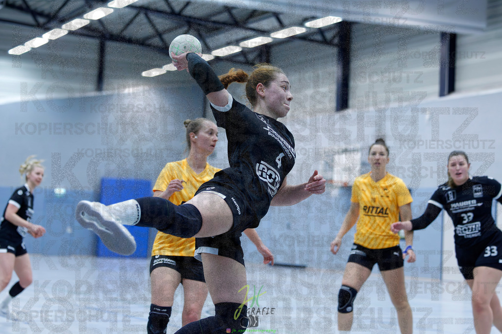 Handball Frauen Oberliga Mitte, HSG Eibelshausen/Ewersbach - HSG Lumdatal | Handball Frauen Oberliga Mitte, HSG Eibelshausen/Ewersbach - HSG Lumdatal am 21.02.2026 in Dietzhölztal-Steinbrücken (Sporthalle am Hammerweiher)Photo © 2026 - Jörg Heinrich - Realisiert mit Pictrs.com